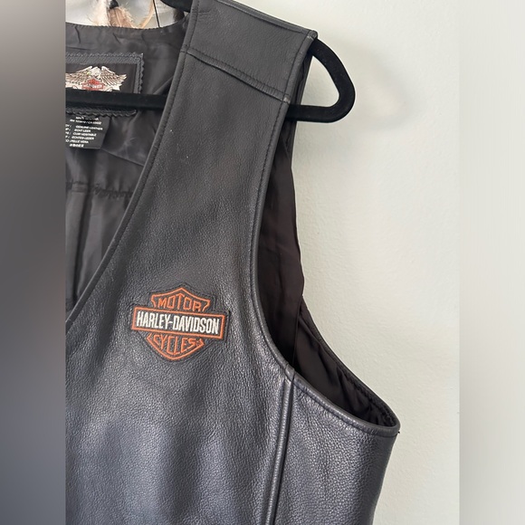 Harley Davidson Motorcycle Size Vest Large Black Genuine Leather Snap Front - Picture 3 of 15